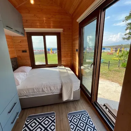 Tiny House Yazlik Ev Mavi Beyaz Icinde Holiday home *