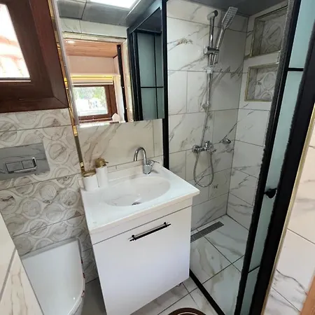 Tiny House Yazlik Ev Mavi Beyaz Icinde Holiday home *
